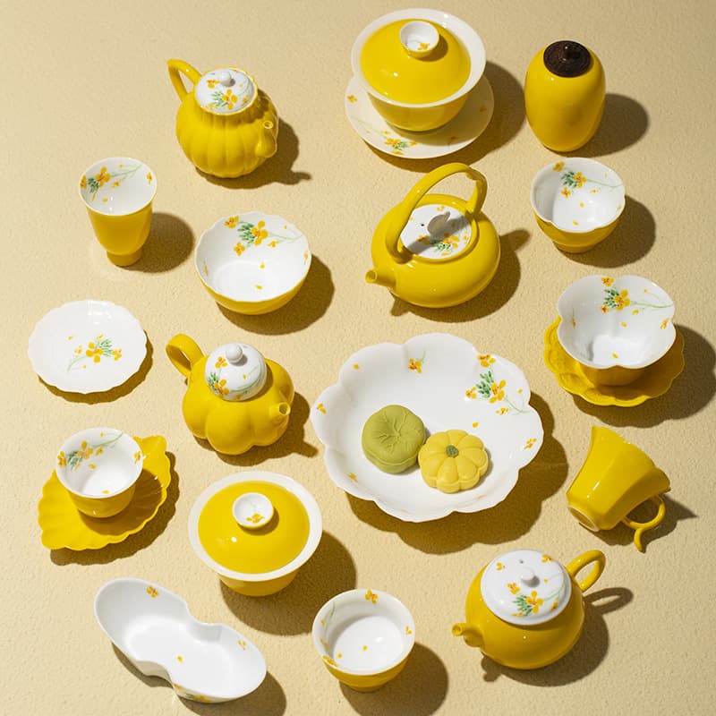 Hand-painted underglaze three-piece covered bowl single tea brewing vessel, home light luxury Kung Fu tea set ceramic complete teapot and teacups