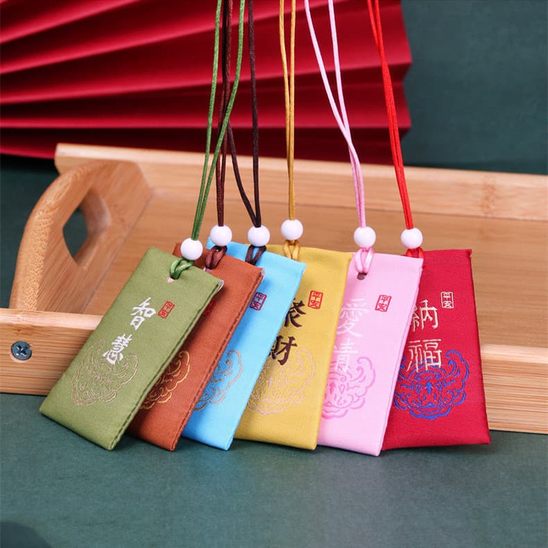 Dragon Boat Festival sachet, ancient style Hanfu, portable hanging neck sachet, empty bag, fetal hair sachet, wholesale peace and blessing amulet