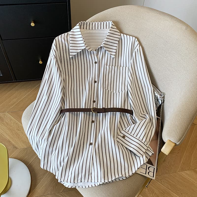 Japanese-style Fresh White Striped Shirt for Women, Early Autumn 2025 Model, Petite-Fit Blouse with a Designer Touch and Premium Feel