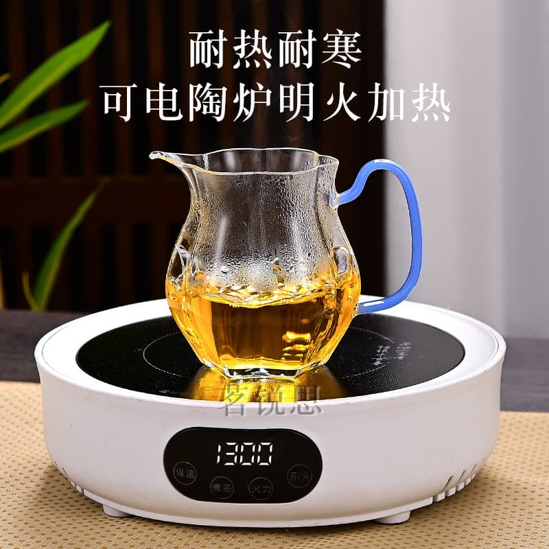 Glass fair cup with handle, male cup, melon-edge high borosilicate tea dispenser, flower-shaped tea sea green tea tea infuser, Kung Fu tea set