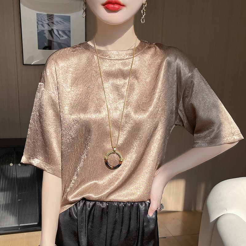 Chinese Style 2026 Spring/Summer Light Luxury Satin Short Sleeve T-Shirt for Women, Glossy Silky Round Neck Top, Half Sleeve Blouse, Base Layer