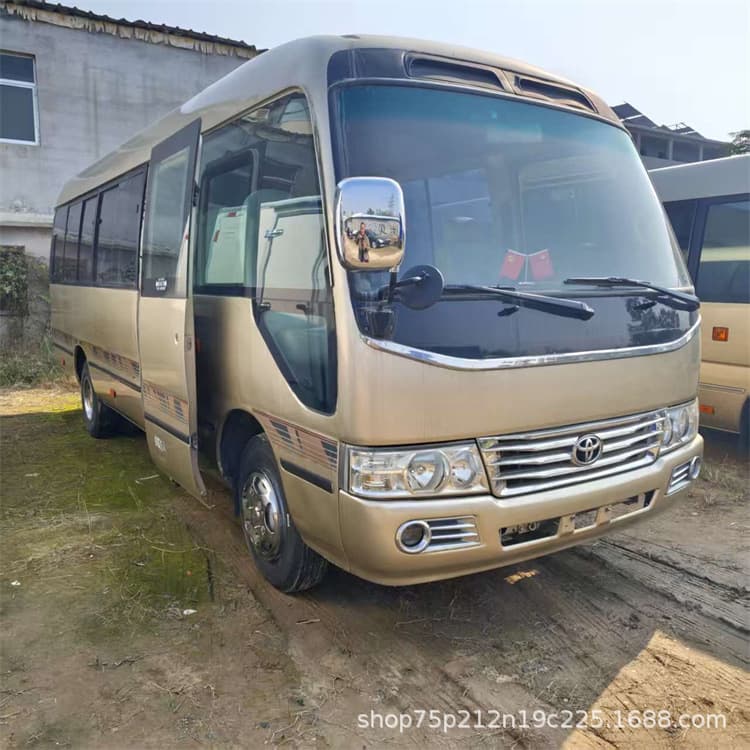 Export 19-Seat Bus 23-Seat Bus Minibus Coaster Business Electric Door Bus Used Hiace