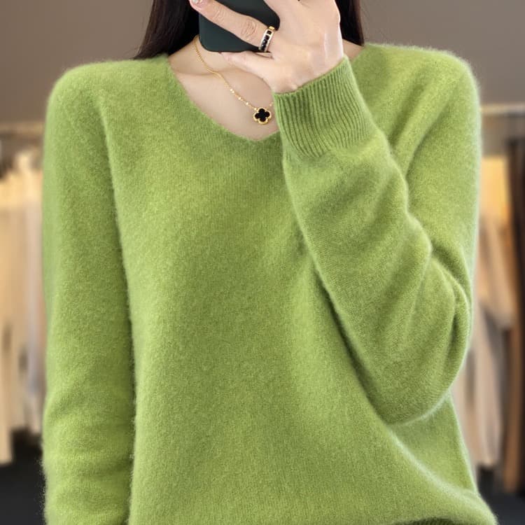 One-Piece Knit 100% Wool Sweater Women V-Neck Autumn/Winter New Solid Color Loose Versatile Wool Loose Base Layer