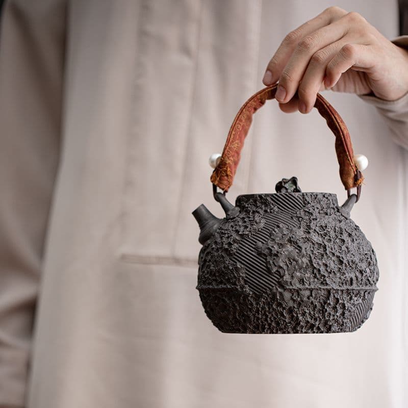 Retro ceramic "Seeking Moon" ancient-style Yingjiang lifting beam kettle, 1000cc large size for home and office tea ceremony boiling pot