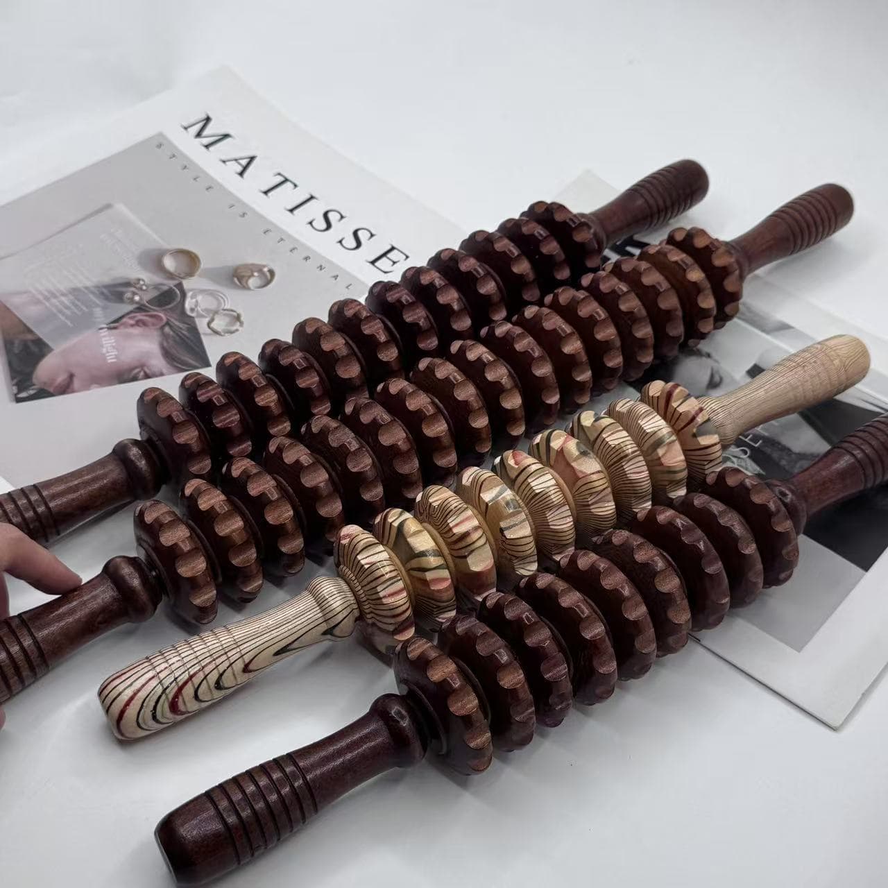 Wooden Twelve-Wheel Massager Back Roller Gear Massage Stick Abdominal Massager Leg Massager