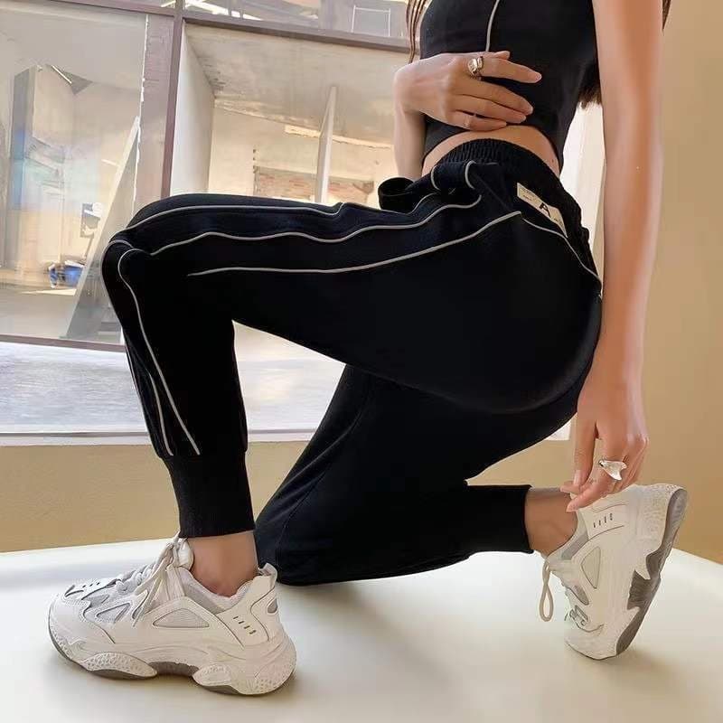American Style Sporty Pants for Women Casual Wide-Leg Drawstring Cuffed Sweatpants All-Season