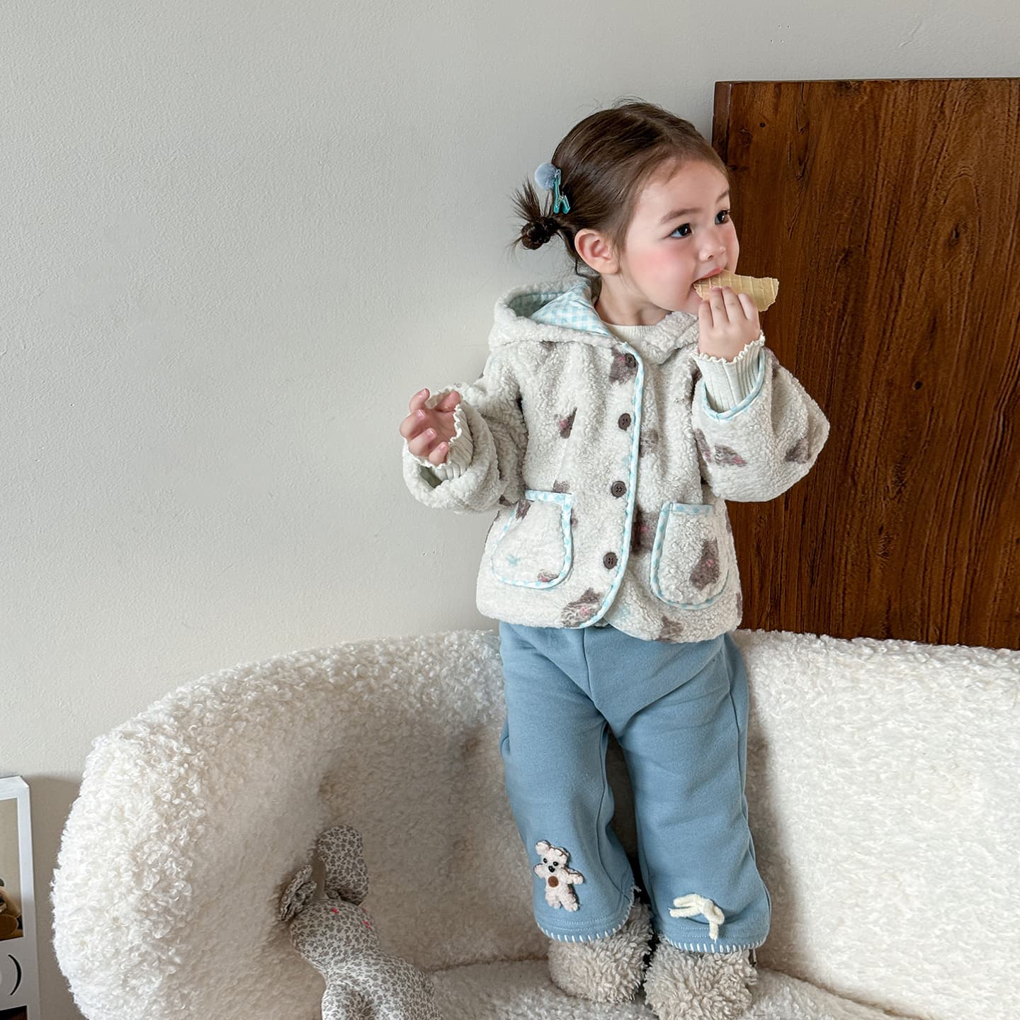 Zheli Children's Girls Hooded Coat Winter 2025 New Fashionable Kids Lamb Wool Top Baby Girl Clothes
