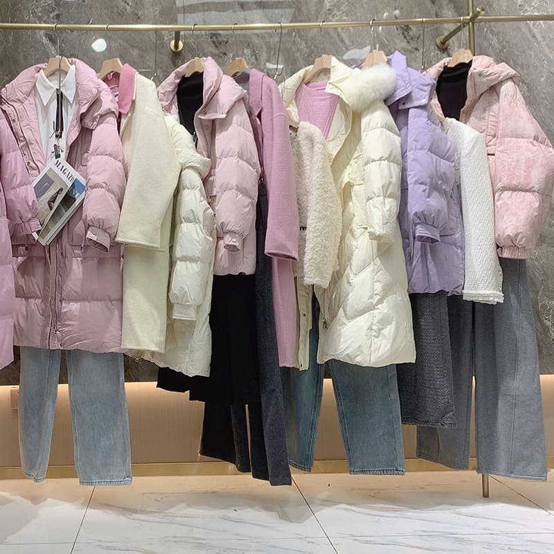 Final Payment Women's Clearance High-Quality Brand Cut-Label Off-Price Women's Clothing Wholesale Live Stream Source Down Jackets