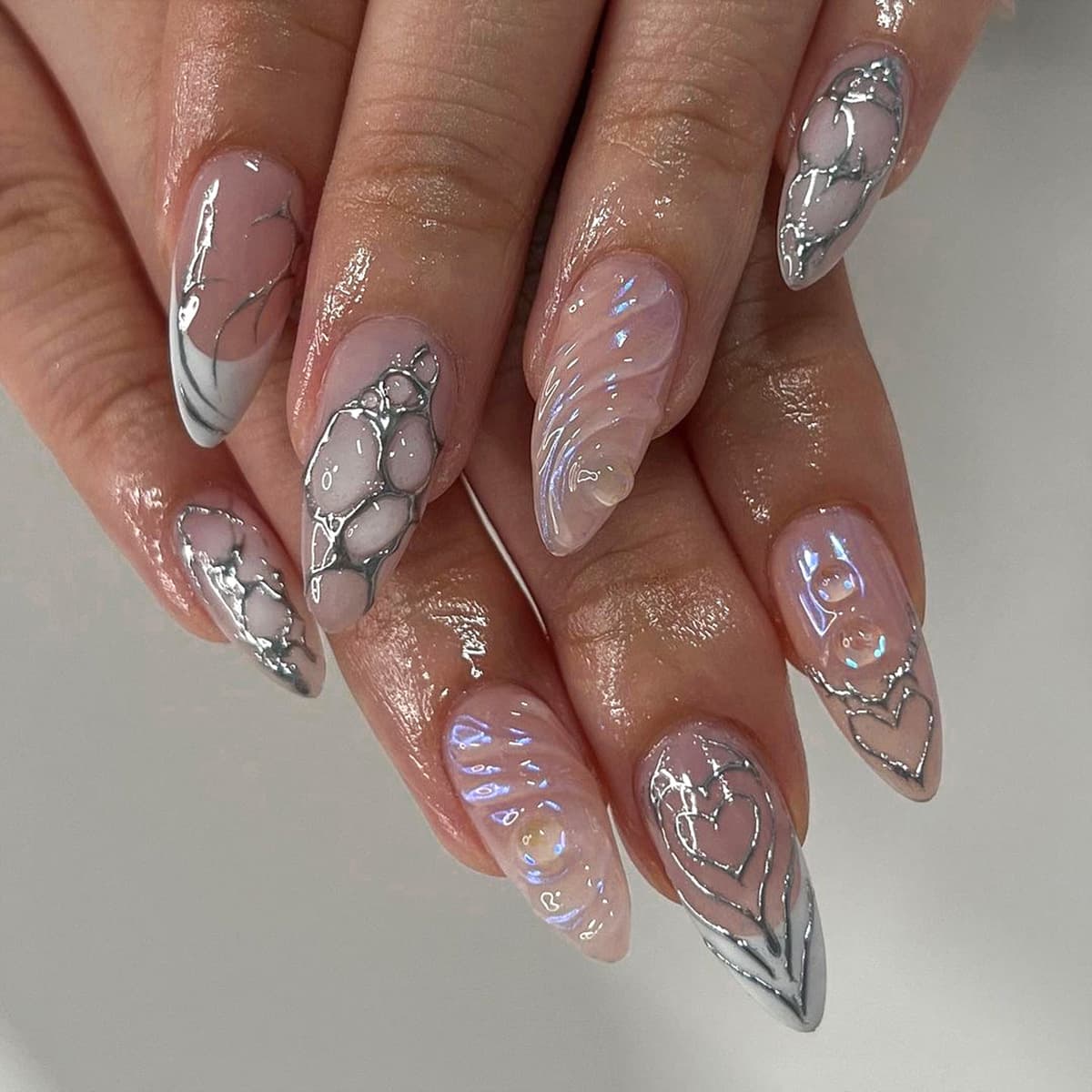 Lefan manicure 3D three-dimensional water ripple wearable nails short almond nails foreign trade fake nails wholesale
