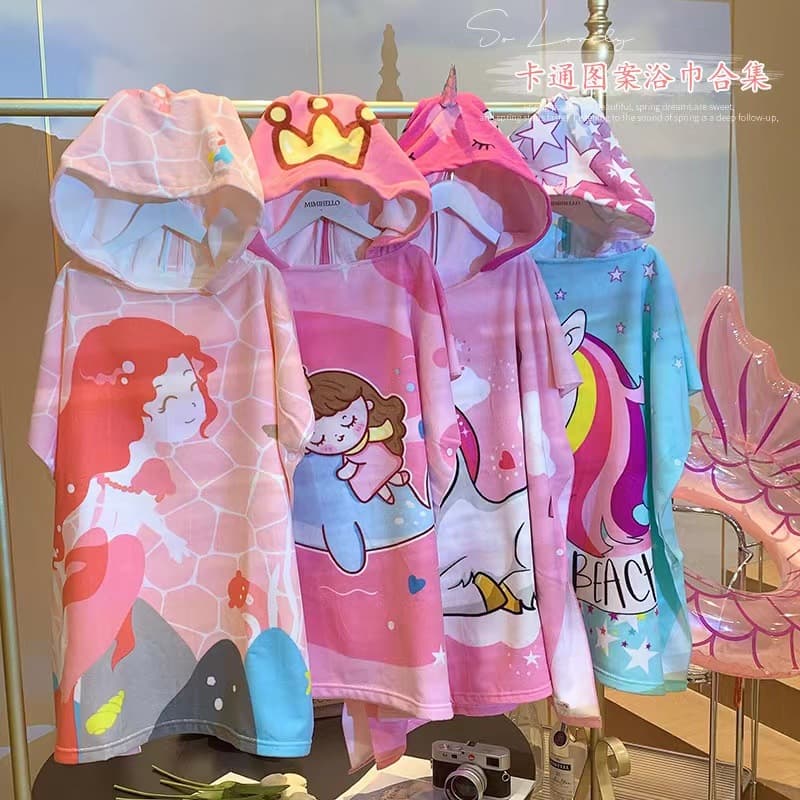 Children's bath towel, cape, hooded bathrobe, baby bath towel, quick-drying and absorbent, wearable microfiber cape.