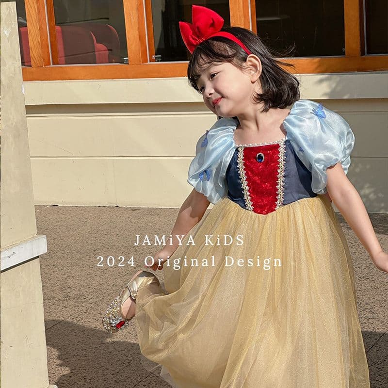 Girls Snow White Princess Dress Summer Puff Sleeve Tutu Mesh Dress Children Birthday Party Gown June 1st Princess Dress