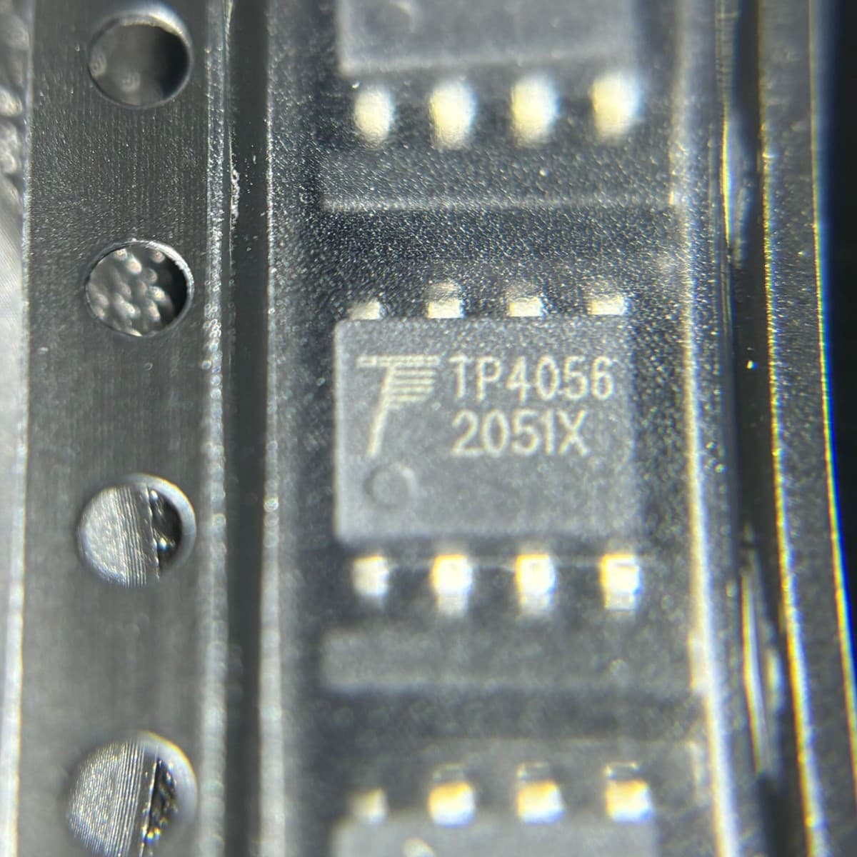 Brand New Original IIM-42352 Printed I4352 Gyroscope LGA-14 Motion Device Positioning for Negotiation.