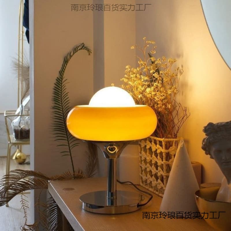 Mushroom Lamp Living Room Floor Lamp Bedroom Bauhaus Mid-century Egg Tart Lamp Ins Retro Glass Internet Famous Table Lamp Wireless