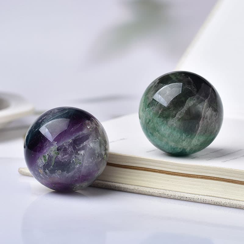 Natural Fluorite Crystal Ball Colorful Fluorite Toy Piece Purple Green Striped Crystal Ball Home Feng Shui Ball Ornament Wholesale