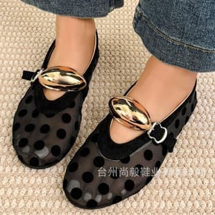 2025 European and American New Retro Polka Dot Mary Jane Shoes for Women, Round-Toe Flat One-Strap Mary Jane Closed-Toe Shoes