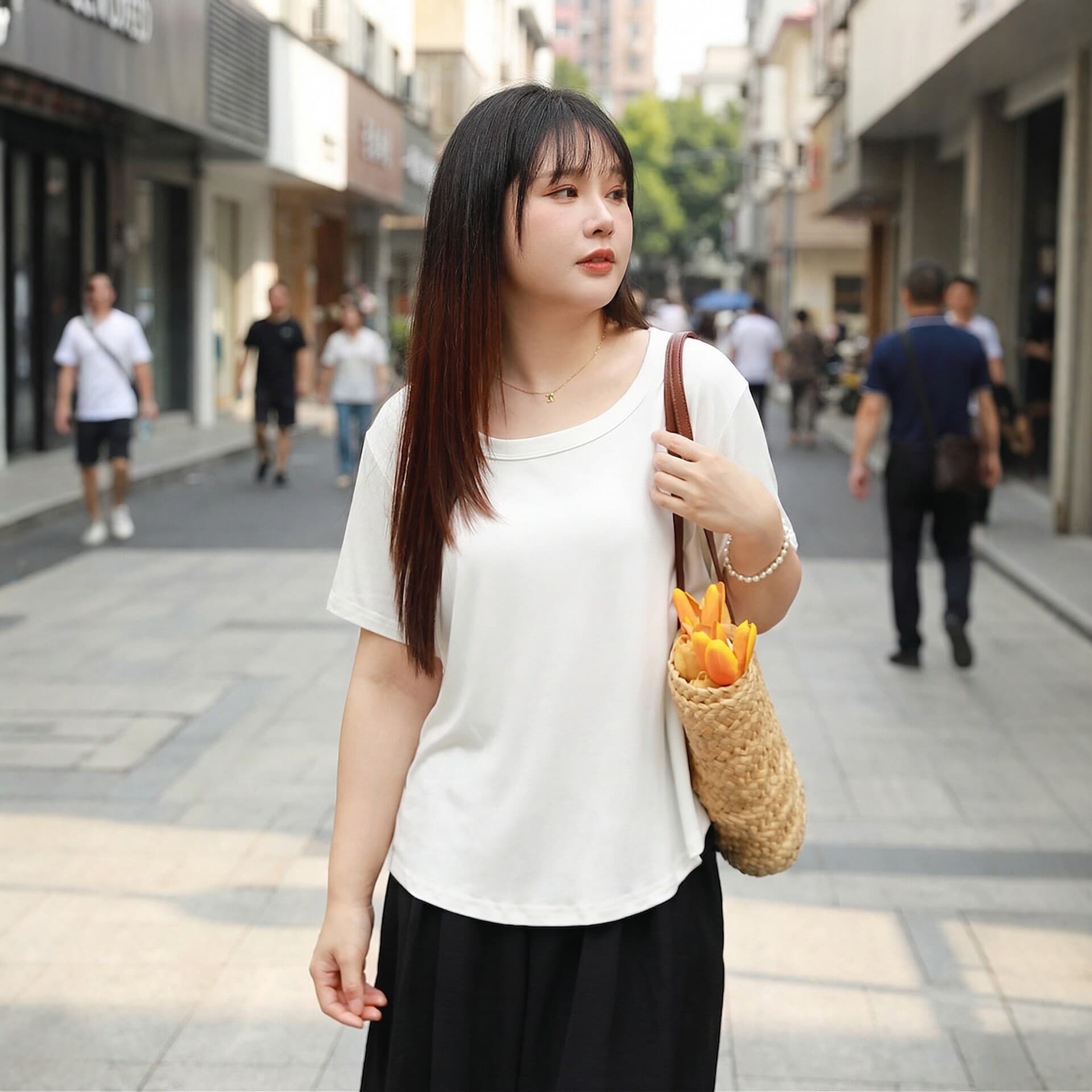 Plus Size Women's Summer New U-Neck Short Sleeve T-Shirt, Slimming Versatile Loose Fit Regular Shoulder Solid Color Tee for 200lb+ Figures