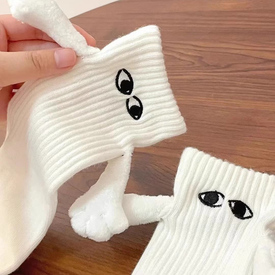Couple Socks for Men and Women Spring Season Funny Socks That Can Hold Hands Mid-Calf Socks New Style for All Seasons