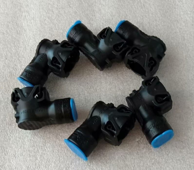 Quick Insert Pipe Connector Right Angle Straight Insert Connector WABCO Kongsberg