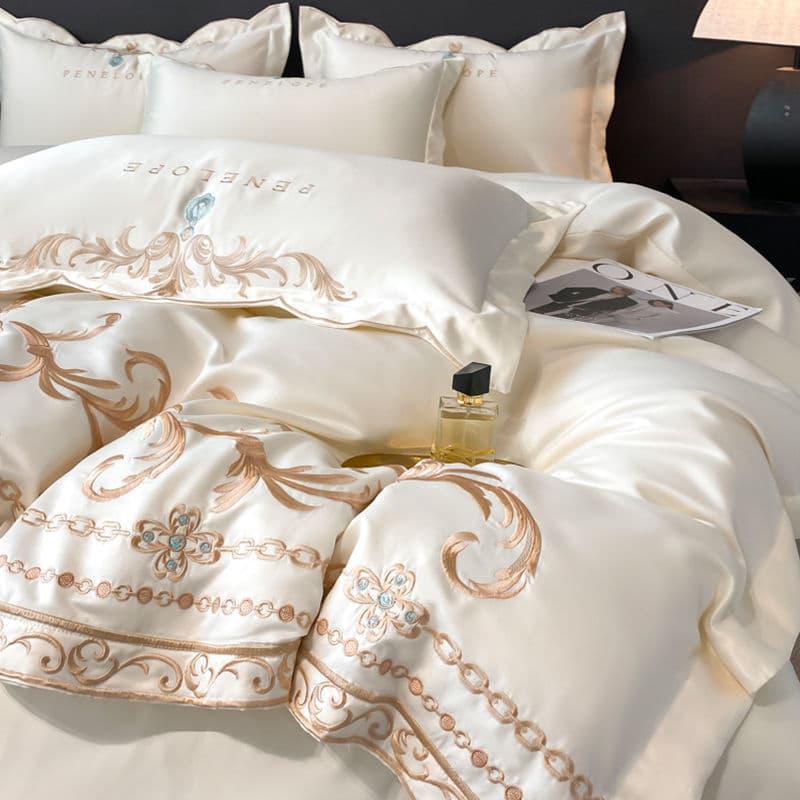 European high-end all-cotton embroidered four-piece set, washed ice silk comforter cover, pure cotton sheets and fitted sheet, wedding bedding