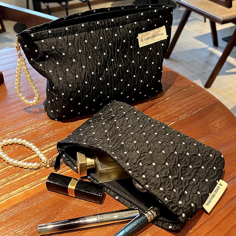 Polka dot black cosmetic bag, sweet skin care product storage bag, portable coin purse, travel wash