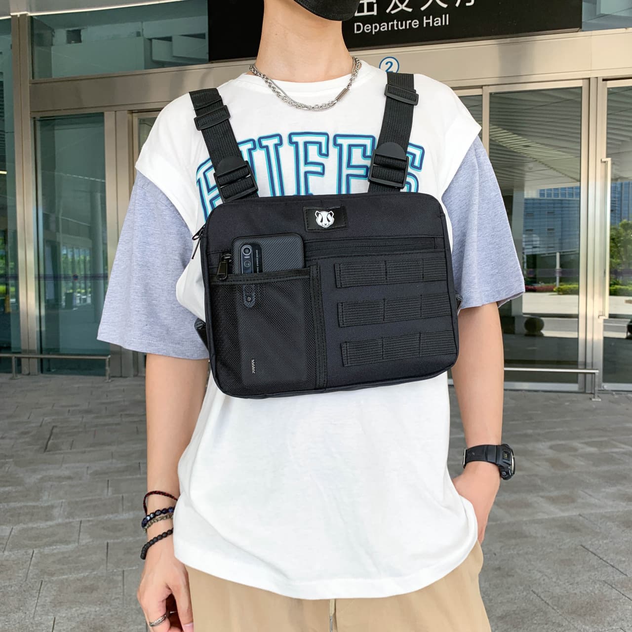 Men's Chest Bag Fashionable Leather Crossbody Bag Large Capacity Multi-pocket Design Ideal For Travel Outdoor Activities