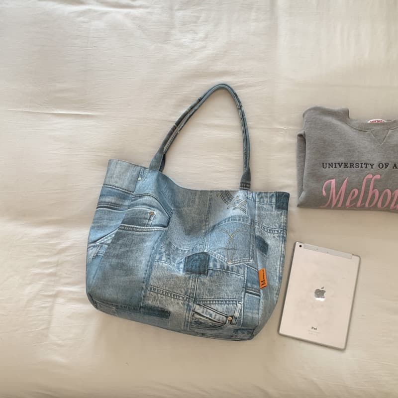 2026 New Denim Women's Trendy Printed Backpack Versatile Casual Large Capacity Schoolbag Oil Painting Lightweight Two-Way Bag