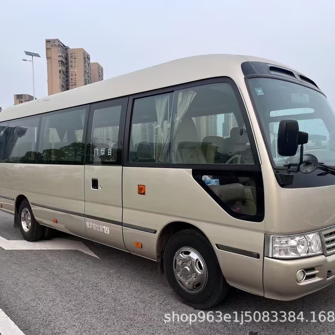 Cross-border Export Used 19-Seat Toyota Coaster African Cabin 23-Seat Toyota Coaster Automatic Door