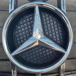 For Mercedes C-Class E-Class GLA GLK SLK A-Class B-Class Vito V-Class modified original badge hollow grille large emblem