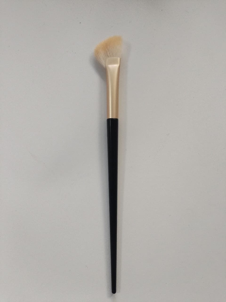 Half Fan Contour Brush Angled Highlight Blending Makeup Brush