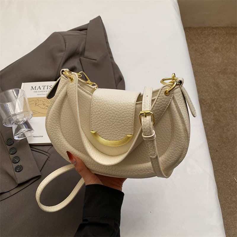 Fashionable Minimalist Commuter Shoulder Bag for Women 2025 Summer Textured Underarm Bag Korean Style Large Capacity Trendy Saddle