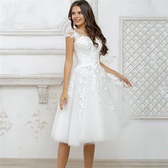 One-shoulder lace embroidery main wedding dress three-dimensional flower mesh dress bride welcome to go out for travel photography light wedding dress
