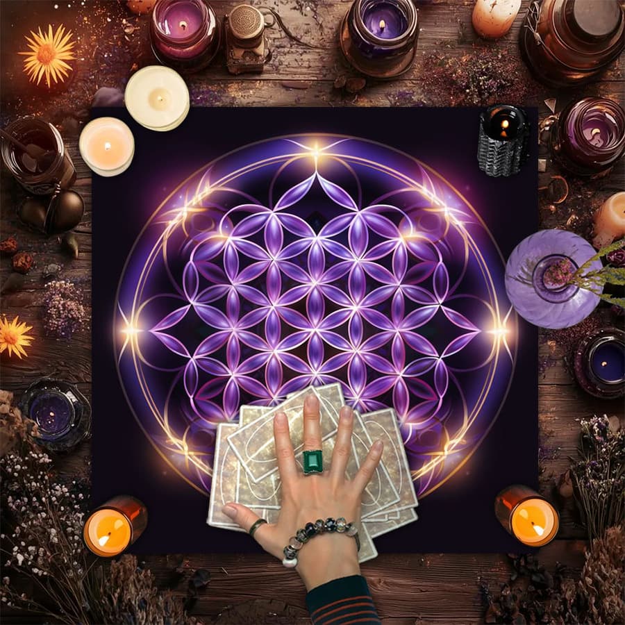 Cross-border hot selling retro flower sun moon altar cloth mysterious symbol tarot card black oracle mat tarot tablecloth