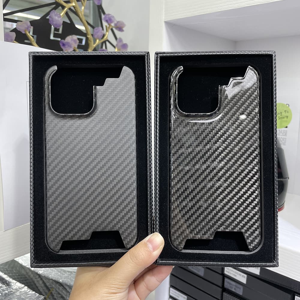 Carbon Fiber Phone Case for iPhone 15 / 16 Pro Max / 15 Plus with ECG Pattern