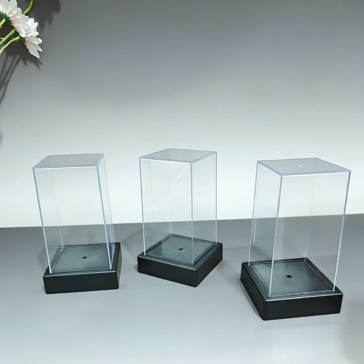 Chip Source Factory Direct Transparent Acrylic Custom Transparent Cover Box Custom Storage Souvenir Display Ornament