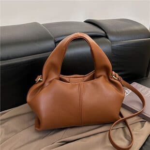 Niche Design Handbag for Women 2026 New Shoulder Crossbody Dumpling Bag Premium Cloud Lunch Box Bag