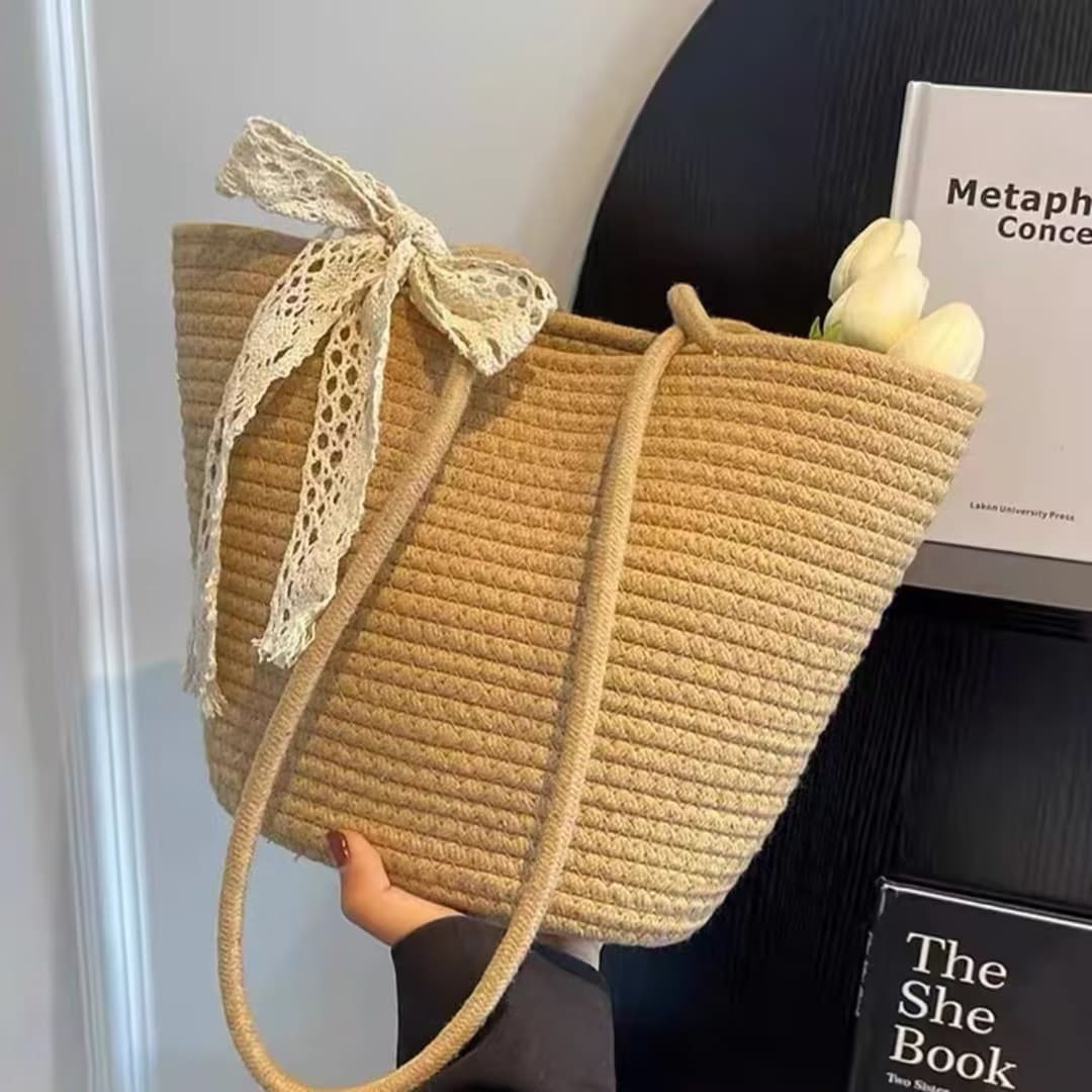 Large capacity summer new woven versatile shoulder bag, beach chic straw French pastoral style tote bag
