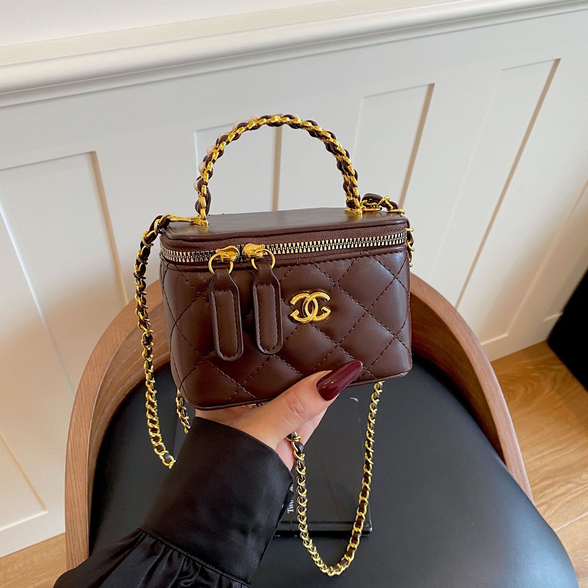 Cross-border Small Fragrance Style Box Bag European and American Diamond Lattice Chain Shoulder Crossbody Bag Foreign Trade High-end Fashionable Chic Small Square Bag