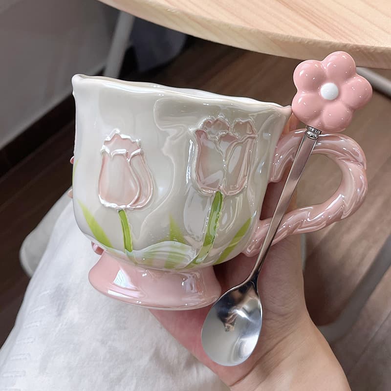 Tulip Stemmed Mug High-Aesthetic Ceramic Cup Water Cup Birthday Gift for Her Wedding Party Favor