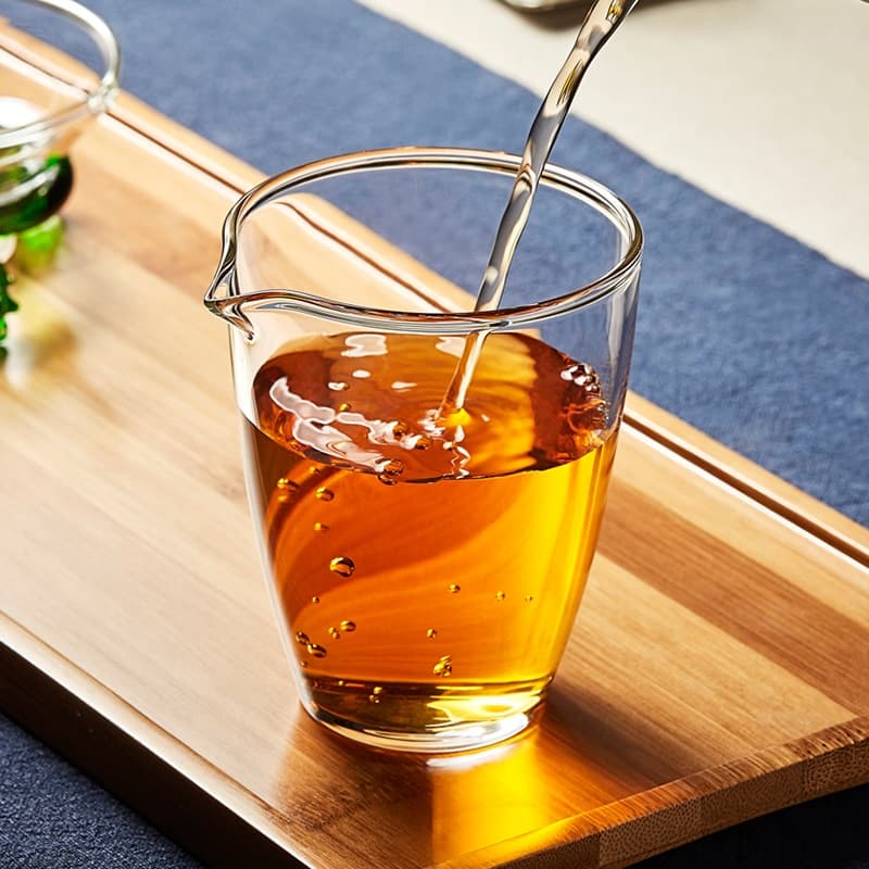 Lü Changming Thickened Glass Fairness Cup Tea Dispenser, Heat-Resistant Kung Fu Tea Accessories, Tea Sea Transparent Spouted Glass Cup