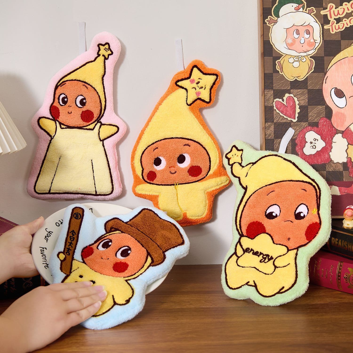 New cartoon star people can hang double-layer thickened bathroom rags coral velvet kitchen children's hand towels