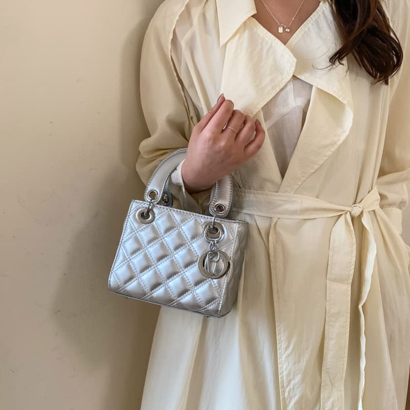 2026 New Fashion Quilted Embroidery Chanel-Style Handbag Single Shoulder Crossbody Lady Dior Bag