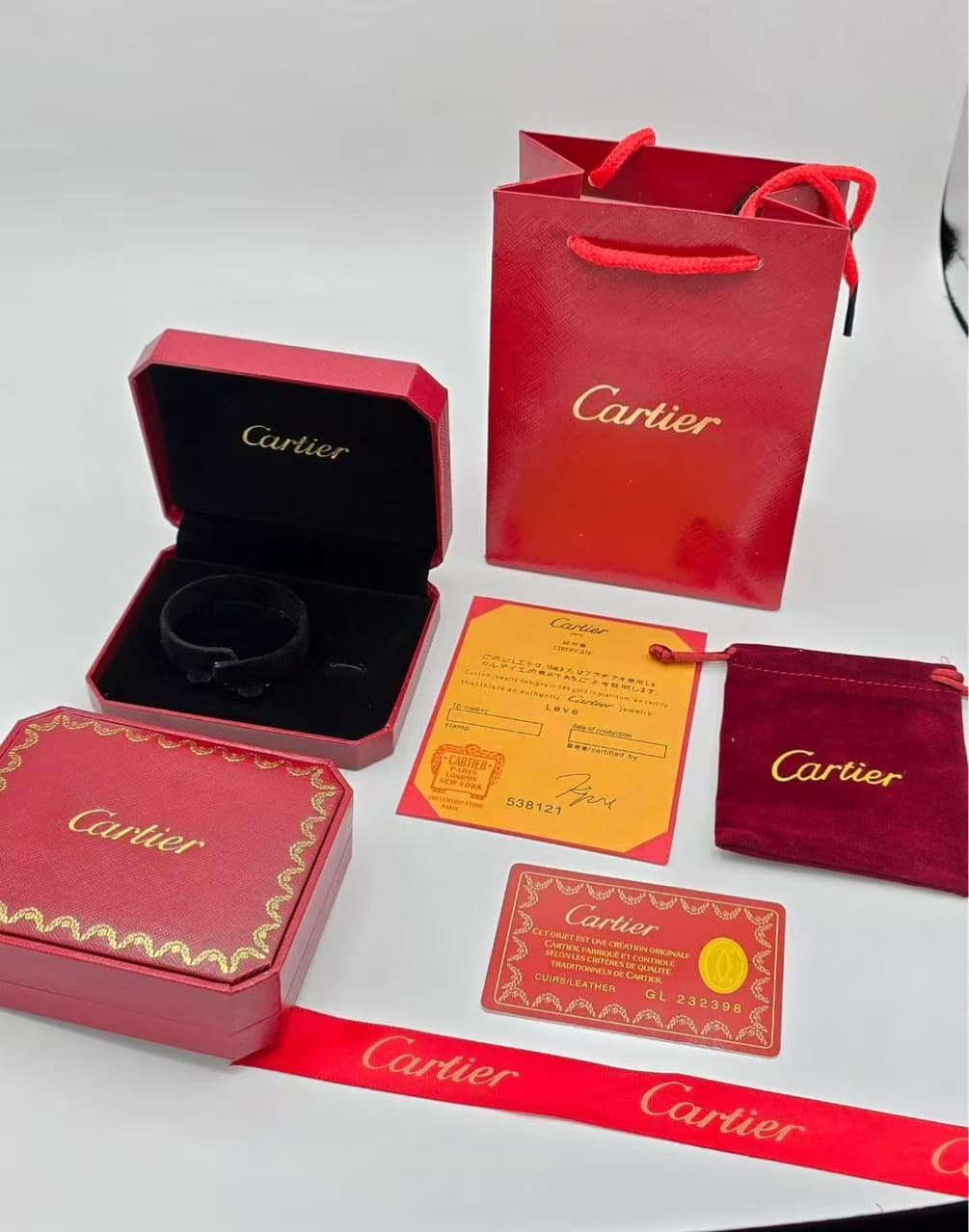 Cartier-style bracelet gift box and bag, luxury series packaging box, factory direct