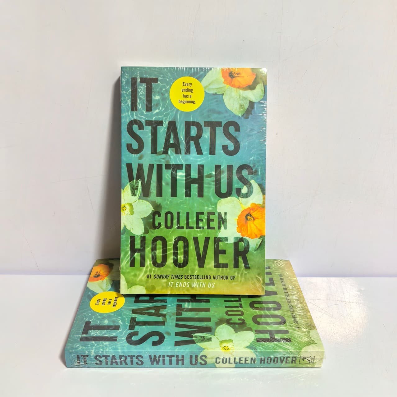 It Starts with Us by Colleen Hoover (English Edition)