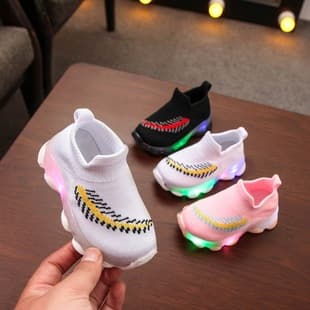 Cross-border EU/US Good Light Sensor Shoes Long Glow Time LED Socks Shoes Boys Girls Light-up Fly Knit Feather Shoes