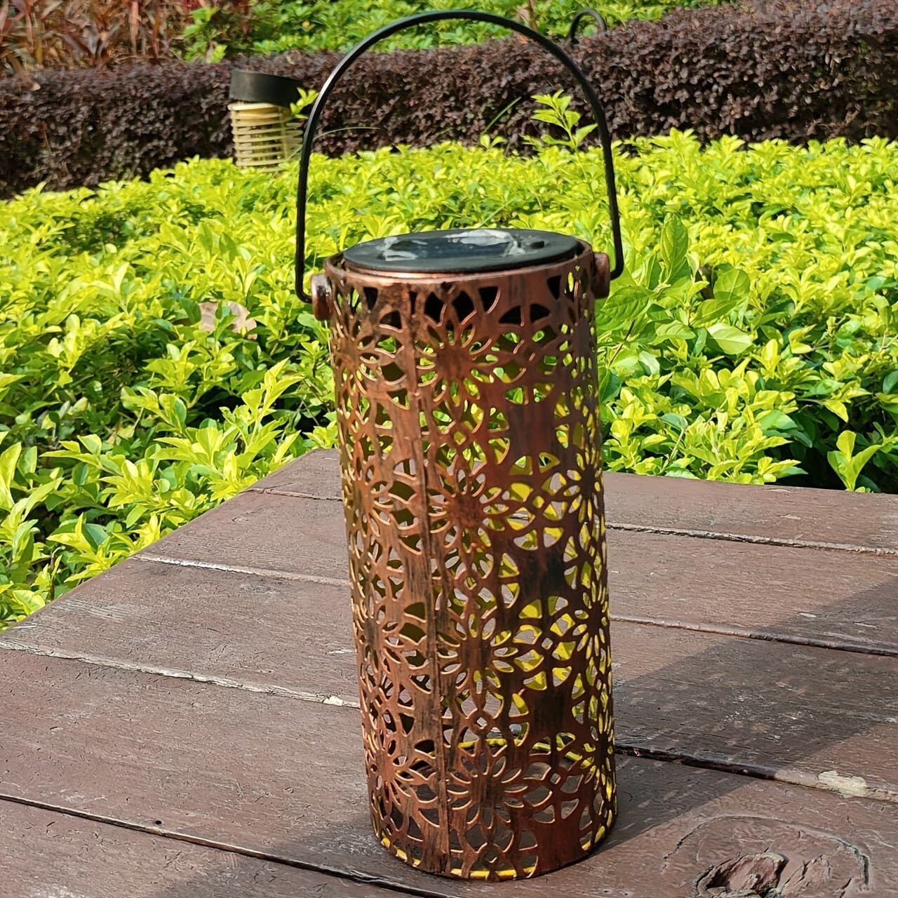 Solar iron hollow lamp sunflower projection lamp lantern courtyard decoration lamp tube led lamp solar panel