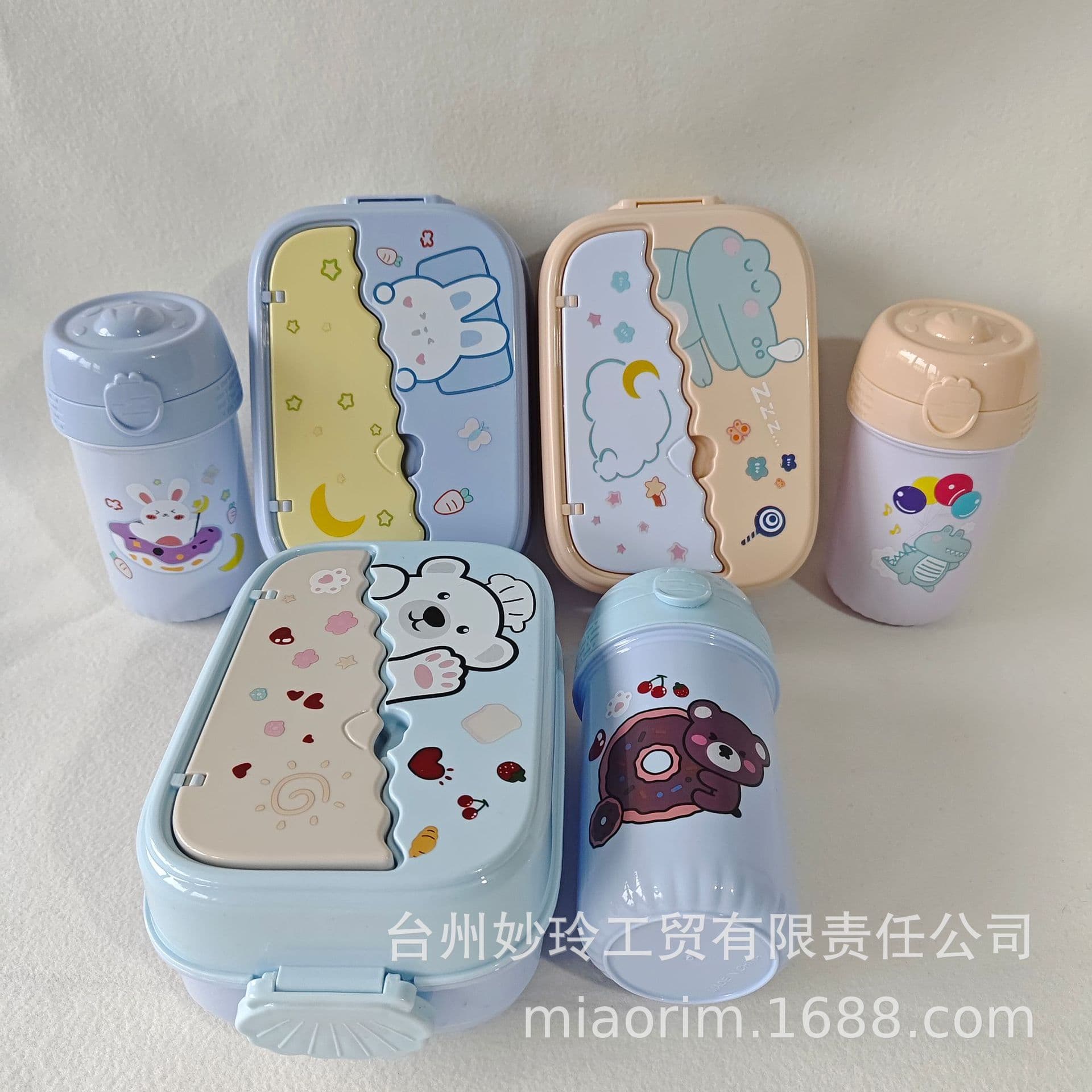 New children's lunch box cup suit student lunch box suit plastic lunch box with cup manufacturers wholesale