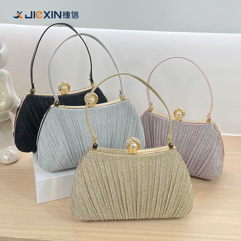 New European and American style evening bag, pleated solid color handbag with gold glitter, elegant and simple women's clutch, cross-border e-commerce.