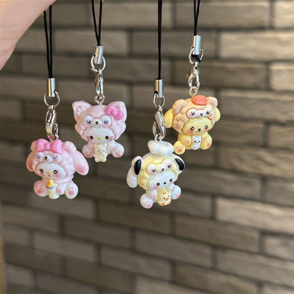 Cute Sanrio KT cat pendant mobile phone chain sweet girly ins style keychain cute school bag pendant pendant