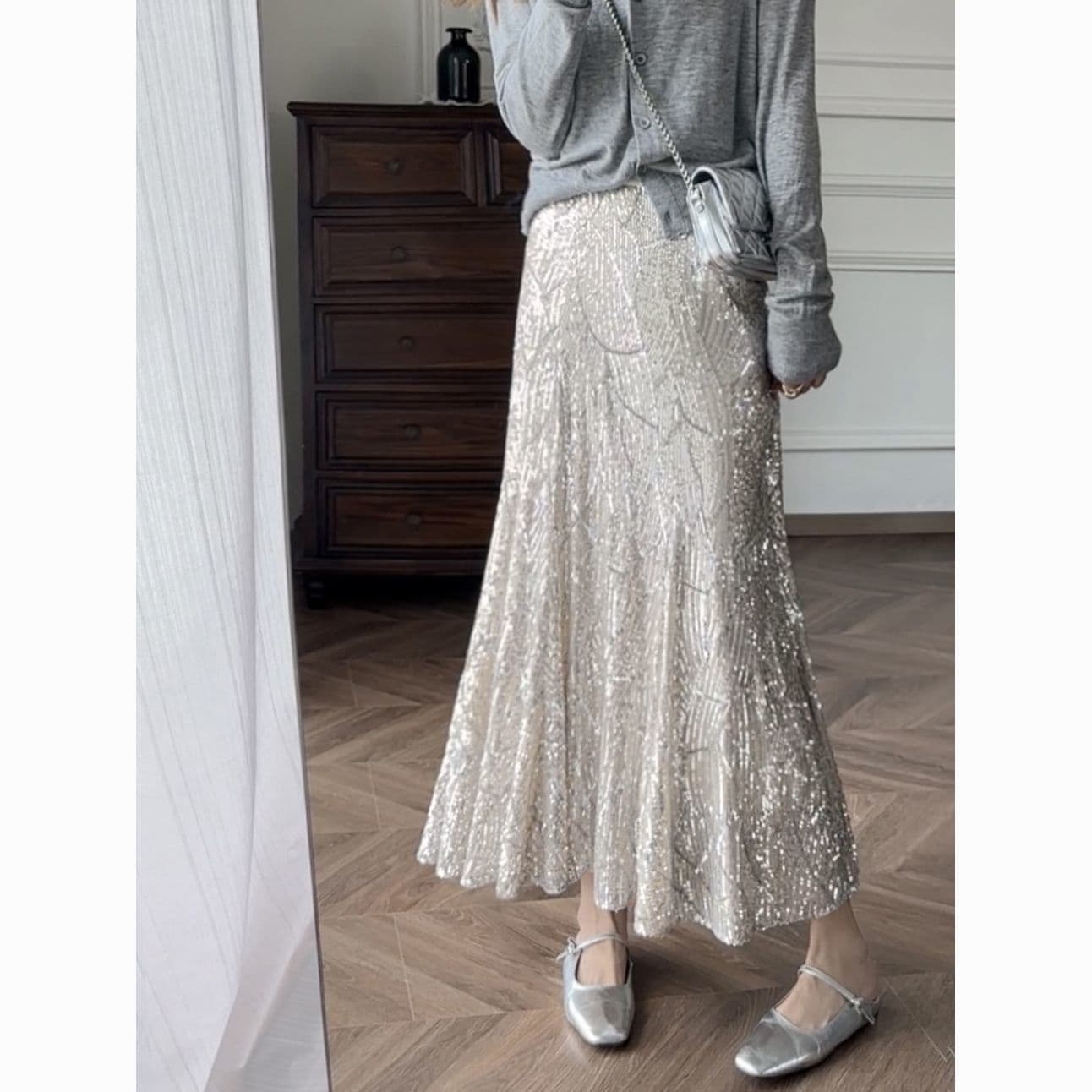 Sexy, shiny, heavy-duty sequin skirt, fairy high-waisted fashionable fishtail skirt, waist slimming long skirt