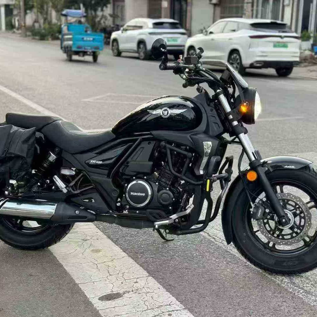 Haojue TR300 Retro Cruiser Twin-Cylinder Water-Cooled Bobber Men's Touring Retro Cruiser Fuel Motorcycle